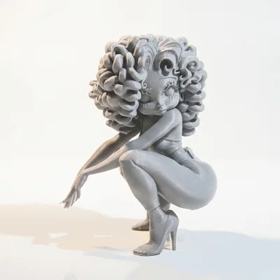 Mô hình 3D tượng cô gái ngồi xổm (Squatting Lady)