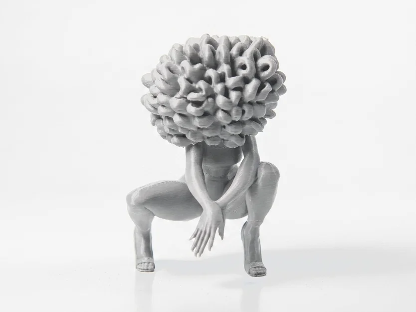 Mô hình 3D tượng cô gái ngồi xổm (Squatting Lady) - Image 3