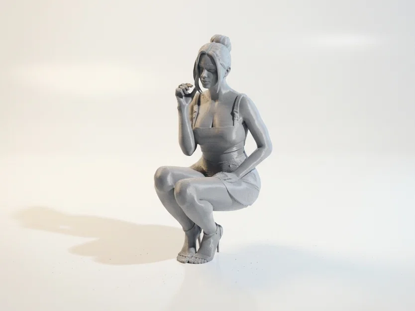 Mô hình 3D tượng nữ ngồi xổm - Squatting Lady Figurine - Image 1