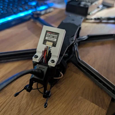 Giá đỡ ăng-ten GPS 18mm cho khung HGLRC MY7