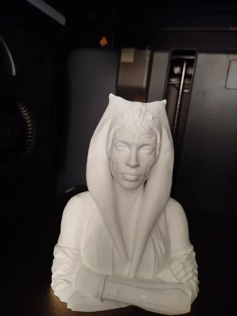 Mô hình tượng bán thân Ahsoka Tano in 3D cực đẹp cho fan Star Wars - Image 2