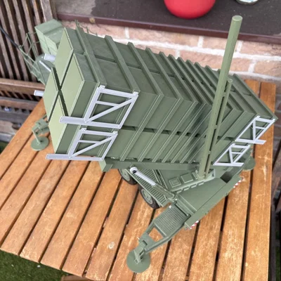 Mô hình Bệ phóng tên lửa Patriot tỉ lệ 1:16 (Bản in 3D)