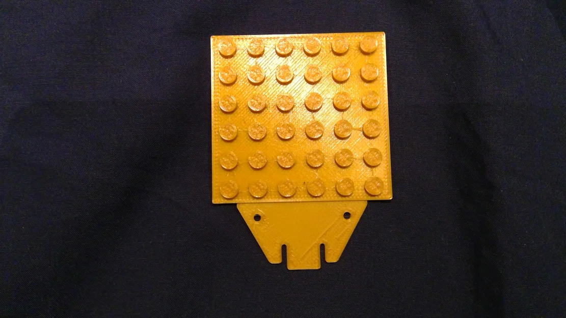 Đế lắp ghép Lego cho huy hiệu EMF Tilgadon, kích thước nhỏ - Image 1