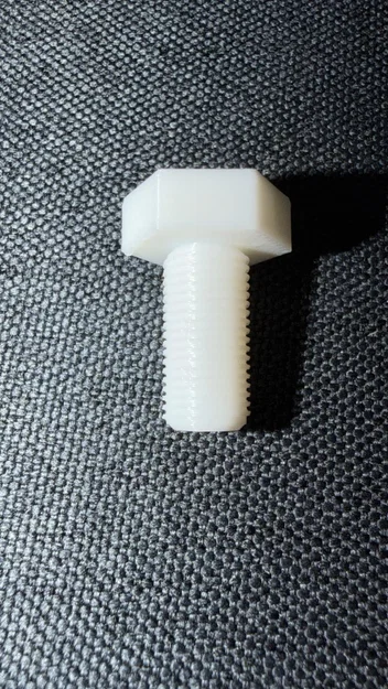 Bulông lục giác M10 có lỗ xuyên tâm 5.8mm in 3D - Image 2