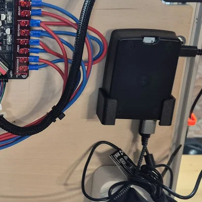Giá treo tường cho Raspberry Pi 4B
