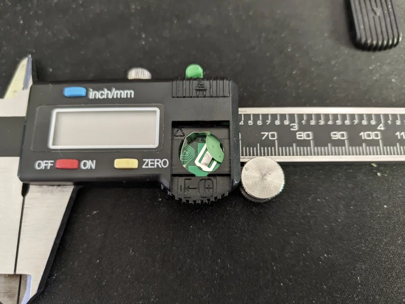Nắp đậy khay pin cho thước kẹp điện tử (Digital Caliper Battery Switch) - Image 1