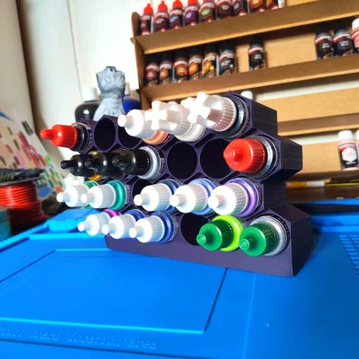Kệ để chai màu vẽ acrylic 25mm - Giải pháp sắp xếp góc làm việc 3D