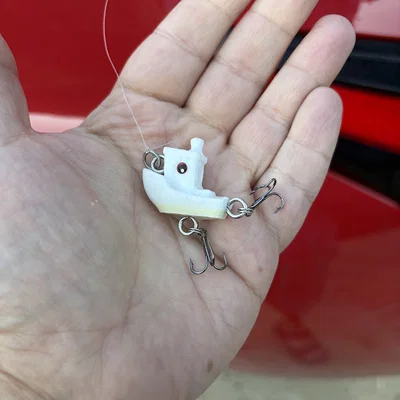 Mồi câu cá hình Benchy