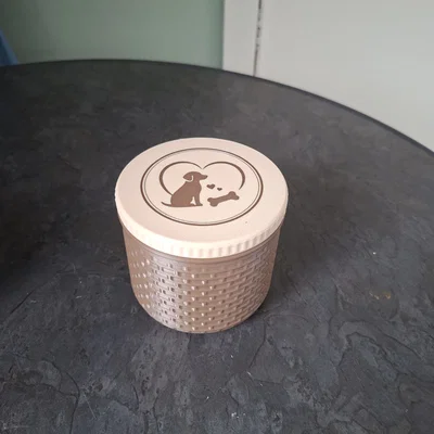Pawfect Treat Keeper – Hộp đựng bánh thưởng cho cún cưng