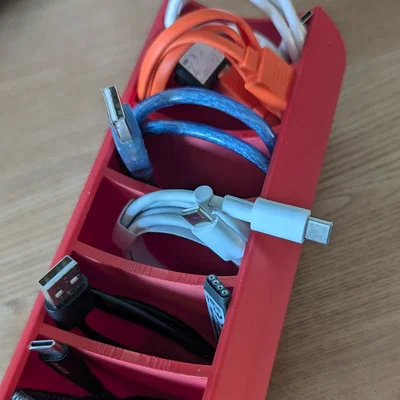 Khay sắp xếp dây cáp sạc Range Cable - Giải pháp gọn gàng cho bàn làm việc