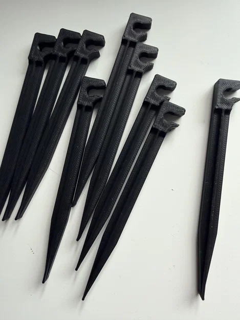 Cọc ghim đất cho hệ thống tưới cây Parkside (Parkside Earth Hook) - Image 3