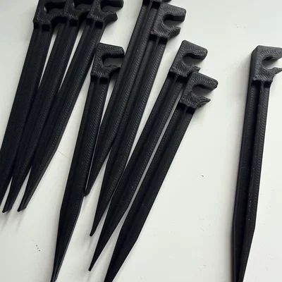 Cọc ghim đất cho hệ thống tưới cây Parkside (Parkside Earth Hook)