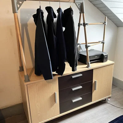 Giá treo quần áo gắn tủ IKEA
