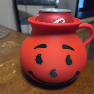 Giá đỡ lon (Can Koozie) - Phong cách Kool-Aid Man