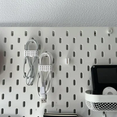 Bộ giá đỡ dây cáp (kèm bộ chuyển đổi Skadis)