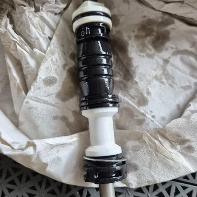 Spacer thay đổi hành trình phuộc RockShox