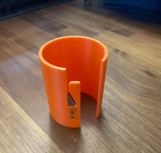 Dụng cụ cắt giấy gói quà (Wrapping Paper Roll Cutter) - Image 1