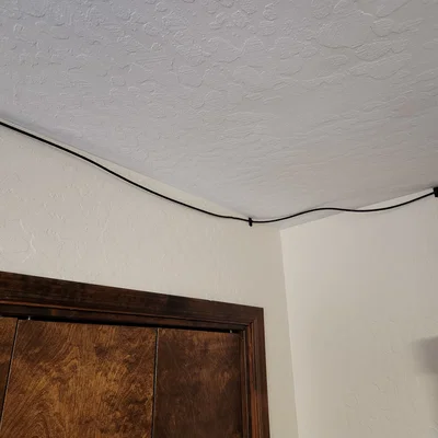 Kẹp giữ dây cáp (Cable holder)
