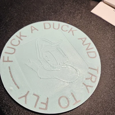 Miếng lót ly 3D "FCK a duck" hài hước và cá tính cho bàn làm việc