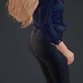 Mô hình 3D người phụ nữ tóc vàng mỉm cười tinh tế - Thumbnail 2