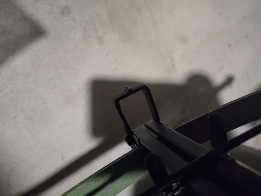 Bệ đỡ và bảo vệ đầu ruồi cho nỏ pistol Mankung Alligator - Image 1