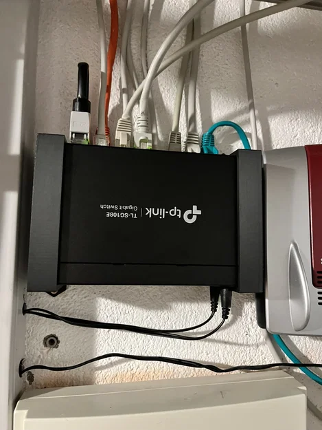 Giá treo tường 3D cho bộ chia mạng TP-Link TL-SG108 (Xếp chồng) - Image 3