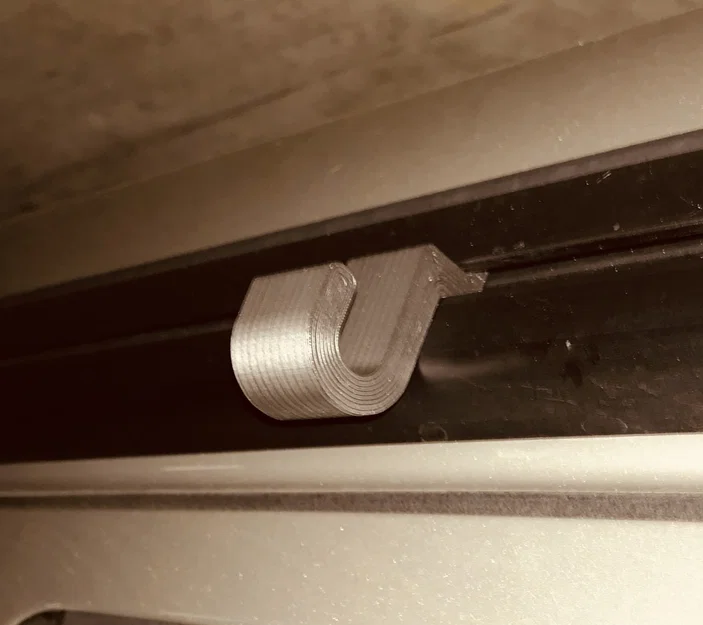 Móc treo Piping Rail cho xe VW T5/T6 California - Image 2