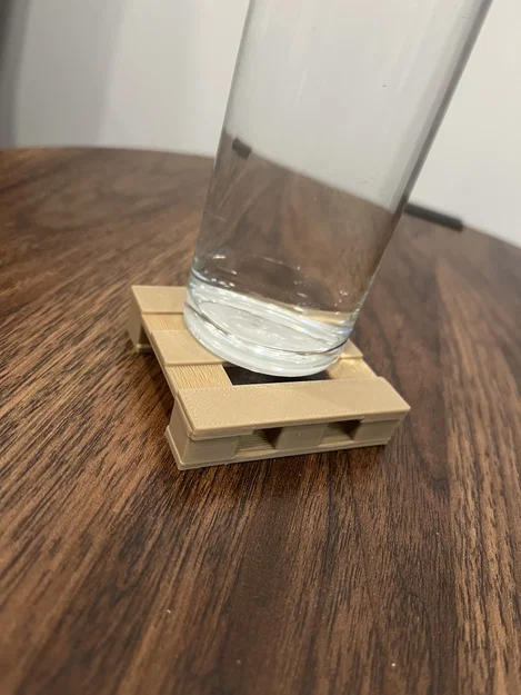 Miếng lót ly hình pallet (Pallet Coaster) độc đáo cho bàn làm việc - Image 1