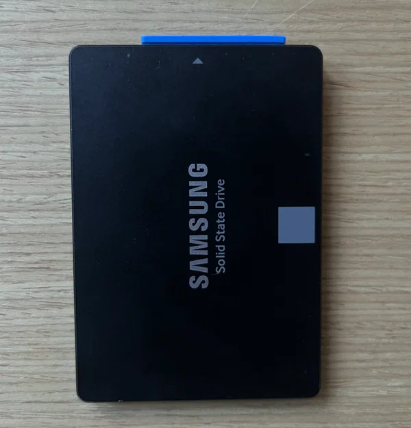 Nắp bảo vệ cổng SATA cho ổ cứng SSD và HDD - Image 3