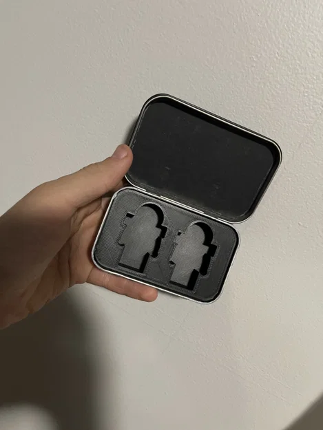 Khay in 3D đựng minifigure LEGO trong hộp thiếc Altoids - Image 1