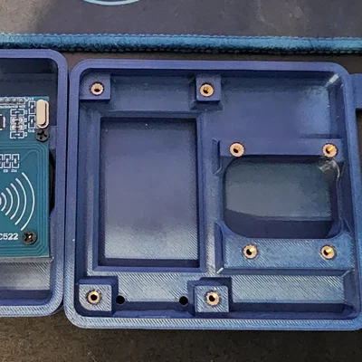 Vỏ hộp in 3D cho màn hình cảm ứng ESP32-S3 2.8" tích hợp RFID