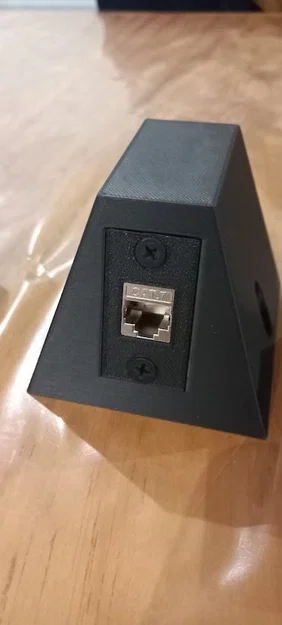 Giá đỡ jack mạng RJ45 gắn trên mặt bàn - Image 1
