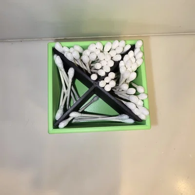 Hộp đựng bông ngoáy tai (Q-Tip) 4 ngăn