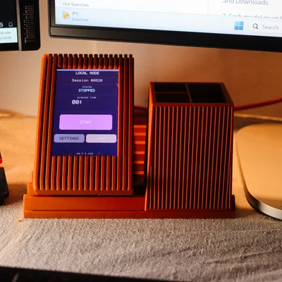 Interactive UnderScreen Pi Pico: Thiết bị để bàn thông minh không cần ốc vít