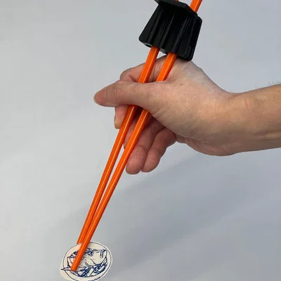 Kẹp hỗ trợ cầm đũa