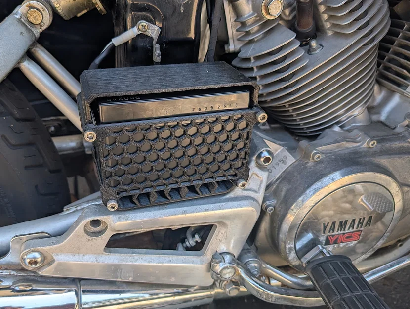 Hộp Đựng Bình Ắc Quy Yuasa YTZ10S Cho Yamaha Virago XV500K - Image 2