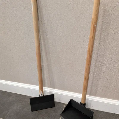 Dụng cụ hốt phân cho bé (Pooper Scooper)