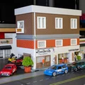 Bộ Mô Hình Tòa Nhà Phố - Cửa Hàng Xe Máy & Quầy Cà Phê - Tỉ Lệ 1:64 - Thumbnail 2