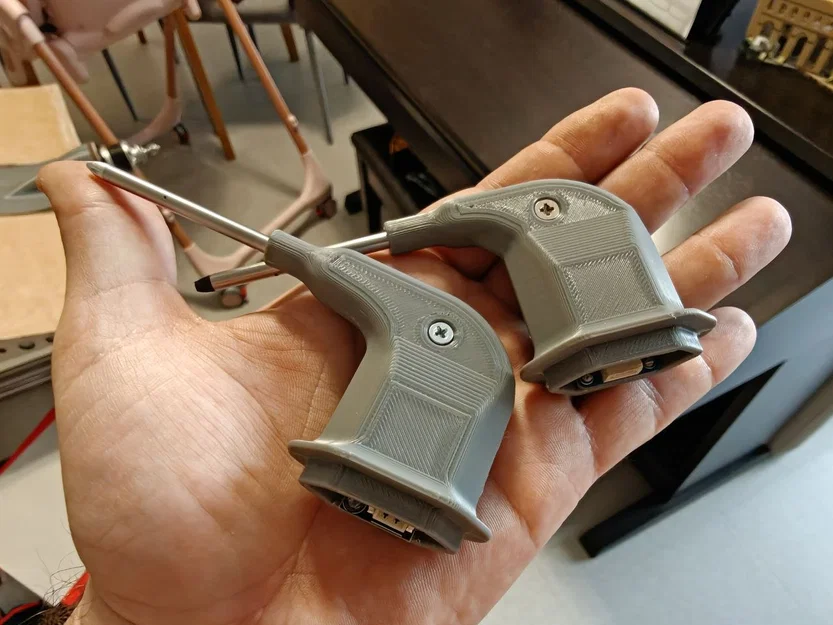 Ngàm gắn ống Pitot cho máy bay mô hình RC - Image 1