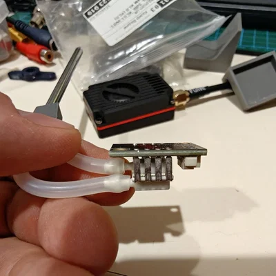 Ngàm gắn ống Pitot cho máy bay mô hình RC
