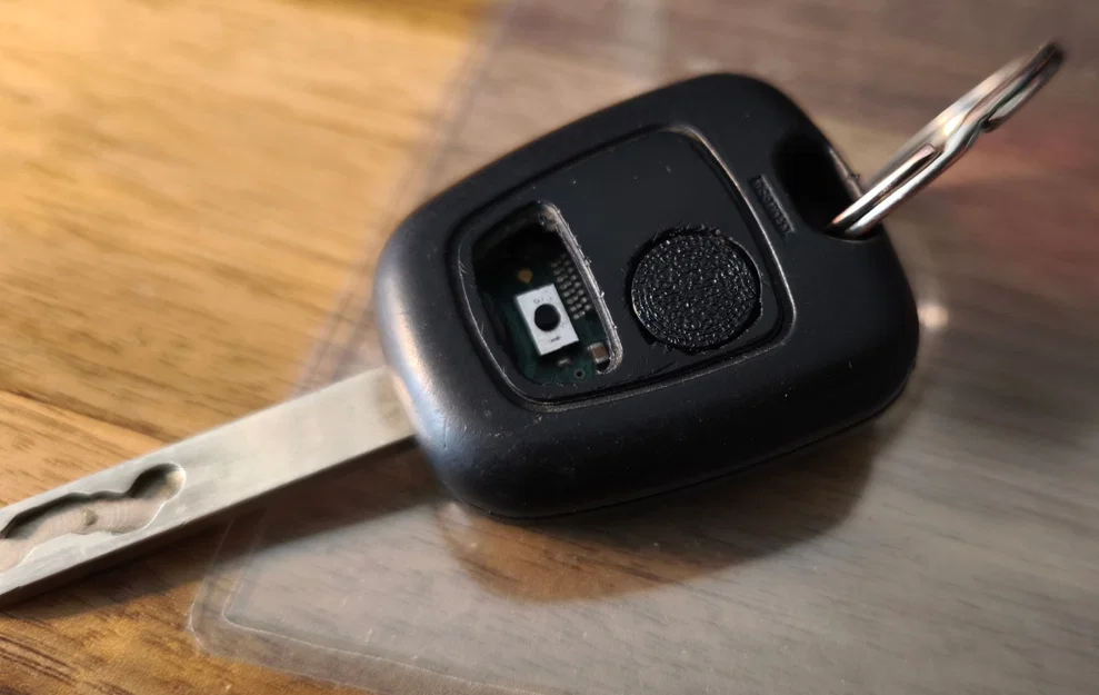 Nút bấm thay thế chìa khóa xe Citroen C2 - Image 1