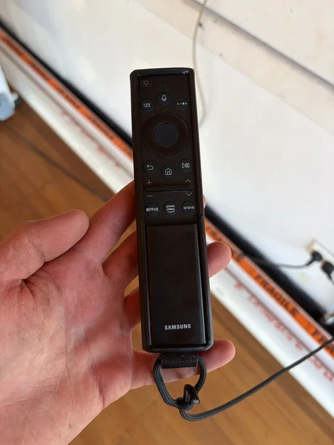 Điều khiển TV Samsung kèm móc treo dây - Image 1