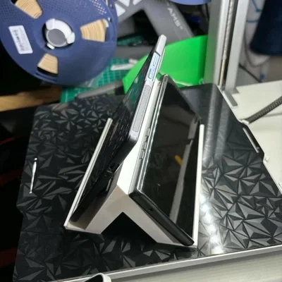 Đế giữ điện thoại đôi (Double Phone Holder) - Giải pháp tiện lợi