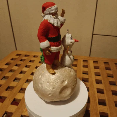 Ông già Noel sống trên mặt trăng...!