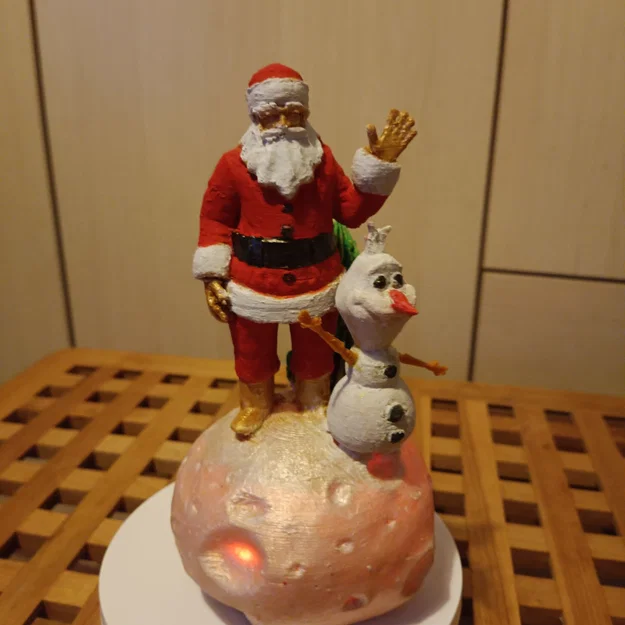 Ông già Noel sống trên mặt trăng...! - Image 4
