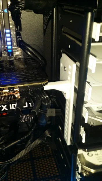 Giá đỡ card đồ họa (Graphics Card Brace) - Image 1