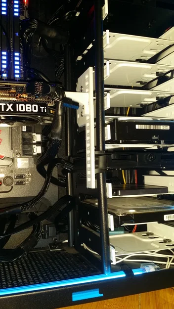 Giá đỡ card đồ họa (Graphics Card Brace) - Image 2