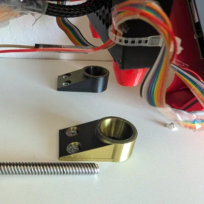 Chân đế gắn Recreator3D MK5Kit lên tường hoặc kệ tiện lợi