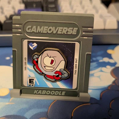 Giá đỡ huy hiệu Enamel GameOverse