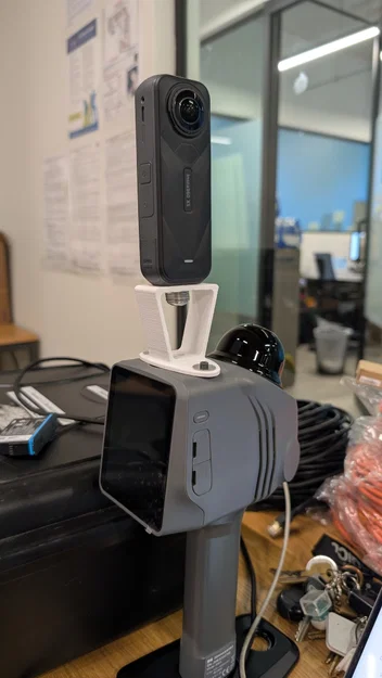 Ngàm gắn Insta360 cho 3dmakerpro Raven (không kèm GPS) - Image 1